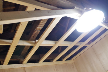 IMGP4025_ceiling.jpg